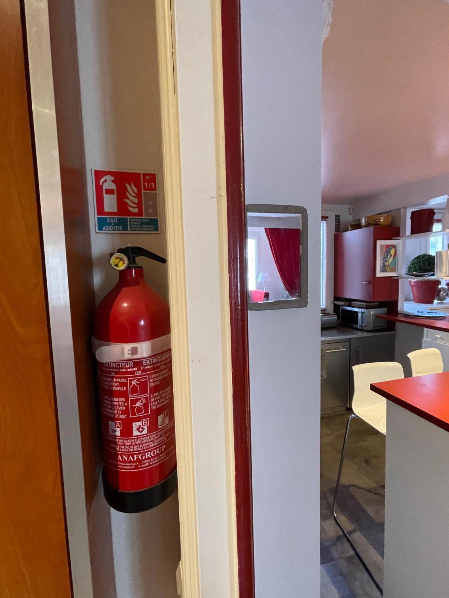 Red Flat Paris Apartment Екстериор снимка